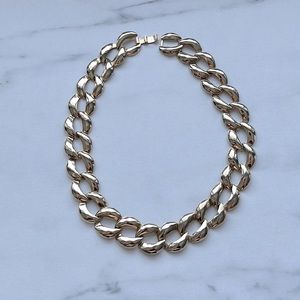 Vintage chunky Gold colour chain link statement necklace.